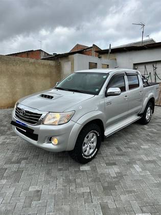 TOYOTA HILUX 3.0 SRV 4X4 CD 16V TURBO INTERCOOLER DIESEL 4P AUTOMÁTICO TOYOTA HILUX 3.0 SRV 4X4 CD 16V TURBO INTERCOOLER DIESEL 4P AUTOMÁTICO